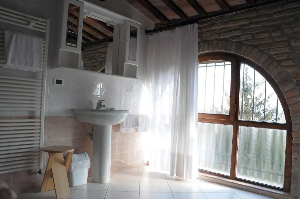 Agriturismo-R&B Corte Dei Gioghi Ferrara Farm stay