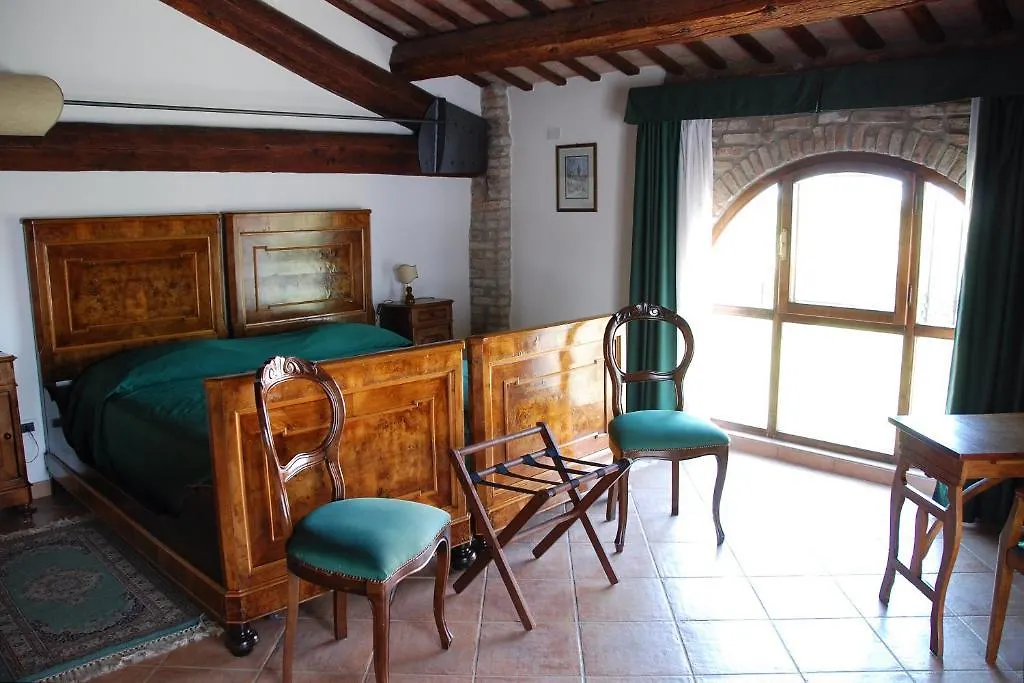Agriturismo-R&B Corte Dei Gioghi Ferrara Italy