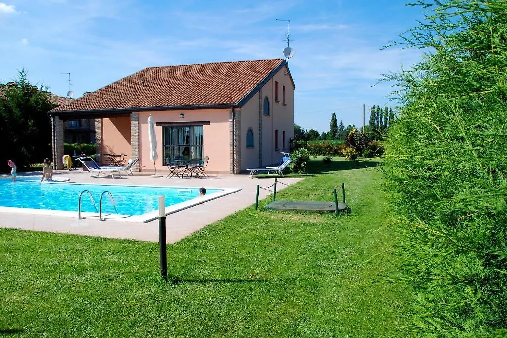 Farm stay Agriturismo-R&B Corte Dei Gioghi Ferrara